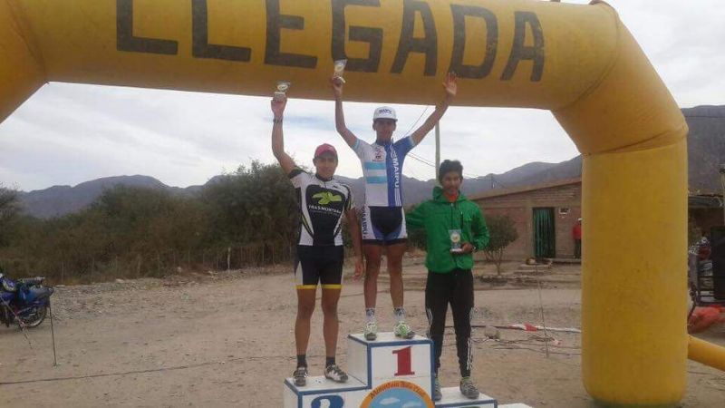 Los bikers desafiaron al viento y al frío para correr la 3ra. fecha del XC