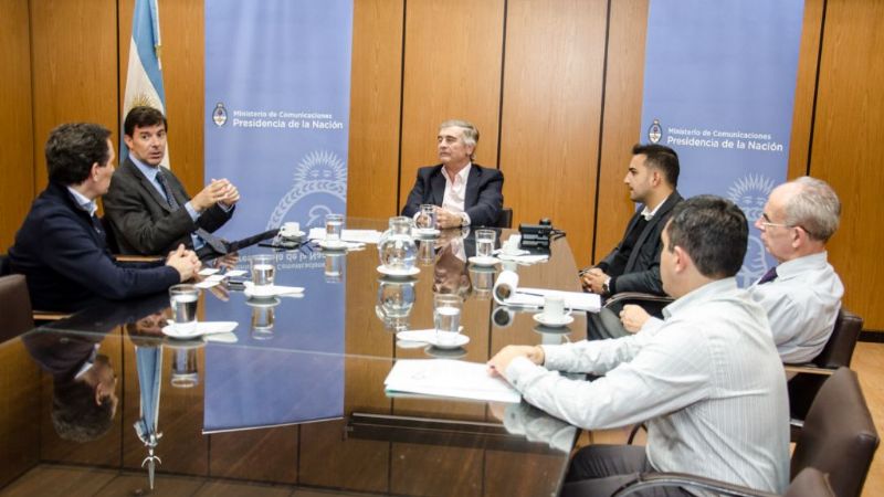 Aguad se comprometió a trabajar junto al Ministerio de Servicios Públicos