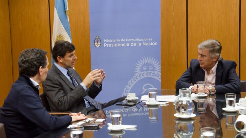 Aguad se comprometió a trabajar junto al Ministerio de Servicios Públicos