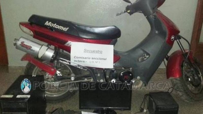 Secuestran una motocicleta que estaba abandonada