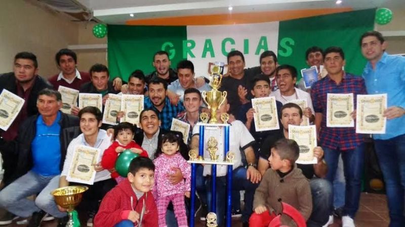 El Club La Higuera agasajó a sus jugadores de 1ra. y 2da. división