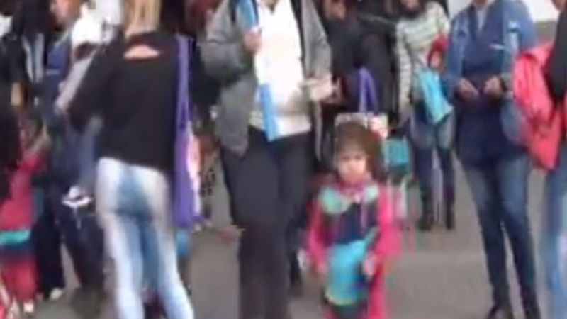 Jardines de Infantes entregaron escarapelas