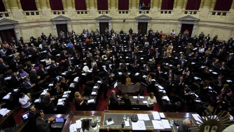 Los antidespidos son ley y se aguarda el veto de Macri