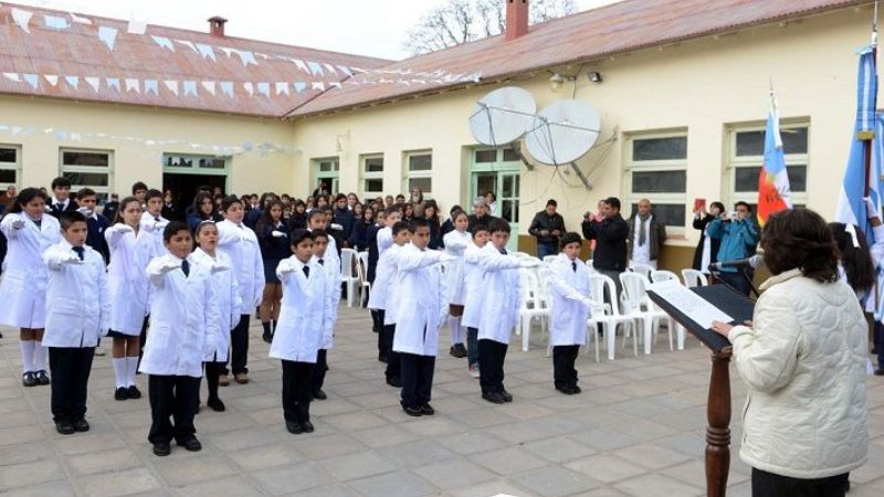 Por primera vez, los chicos prometieron lealtad a la Constitución