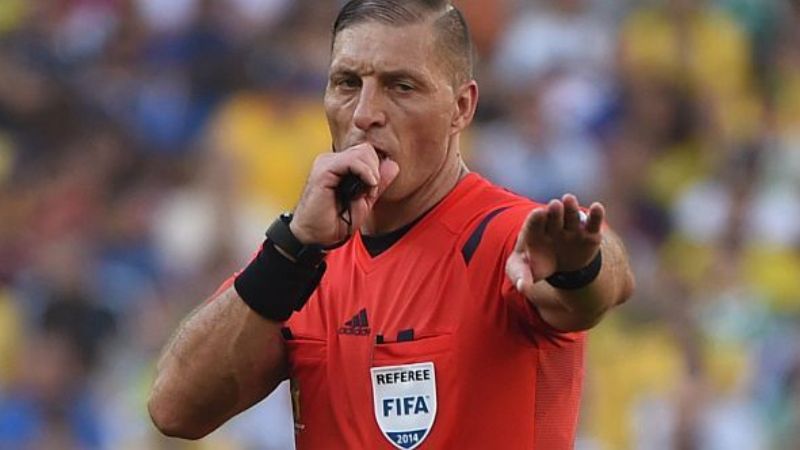 El argentino Pitana entre los árbitros de la Olimpíadas de Río