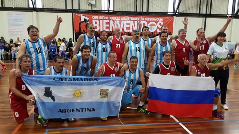 Felicitaciones a jugadores de la Selección de Maxibasquetbol