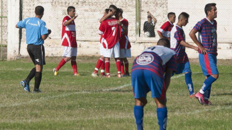 Independiente ratificó su clasificación venciendo a Rivadavia