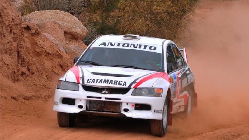 Tras un vuelco, Meliza Prevedello abandonó en La Rioja