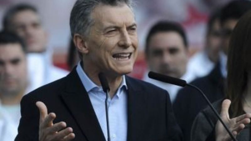 Macri oficializó el veto a la ley antidespidos