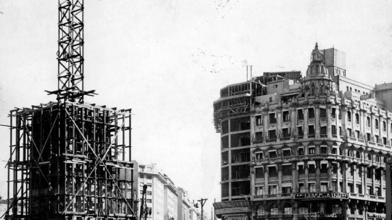 El Obelisco cumple 80 años