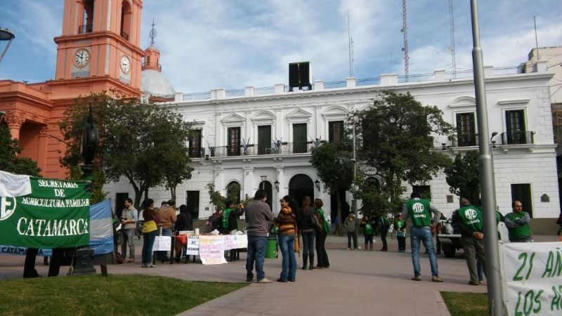 Manifestación de empleados de Agricultura Familiar