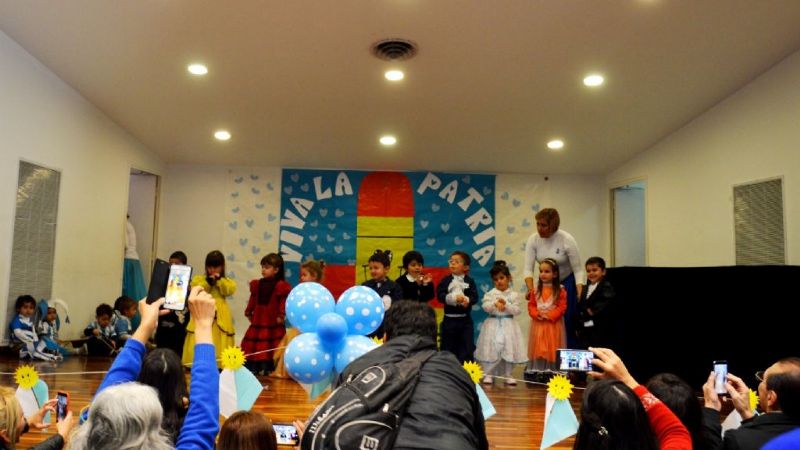 El Jardín Maternal del Senado festejó el Día de la Patria
