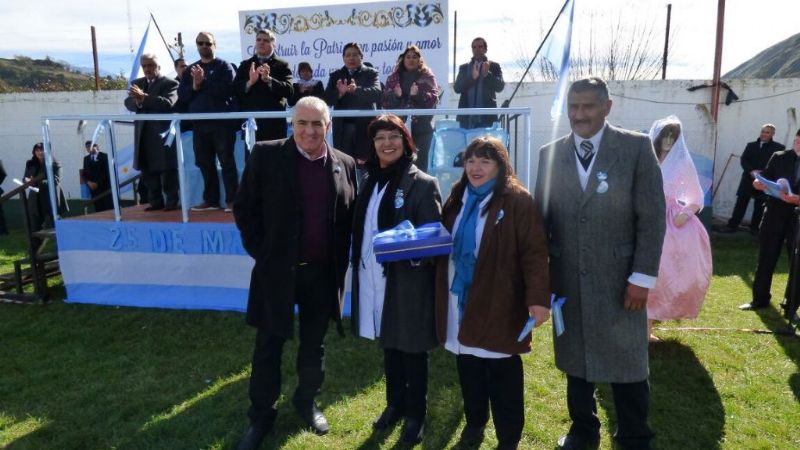 Octavio Gutiérrez celebró el cumpleaños de la Patria en Aconquija