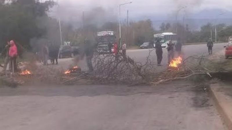 SOEM y Valle Viejo firmaron acuerdo de 30% en tres pagos