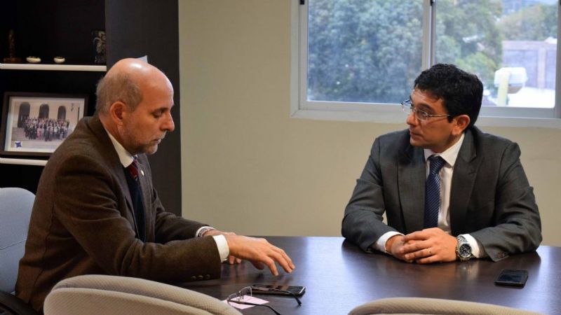 Coordinan acciones para implementar oferta educativa universitaria en FME