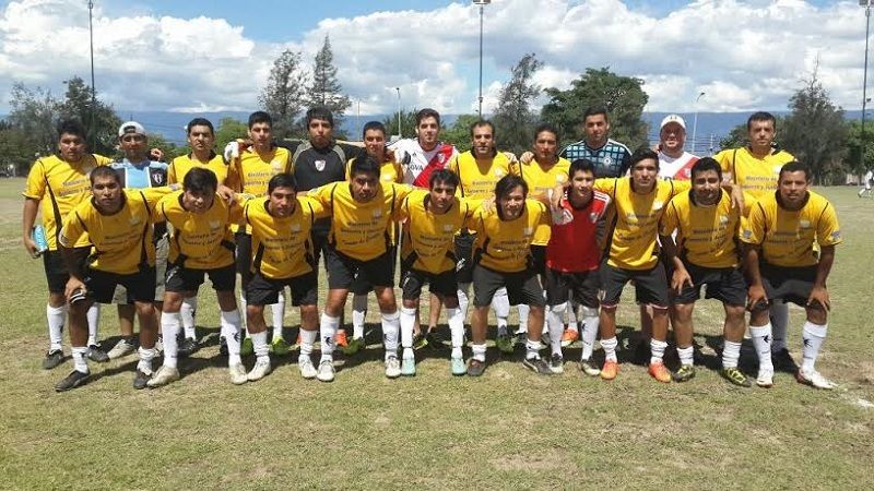 Volver-Quilmes y Pitatas-Italiano entre las atracciones de hoy