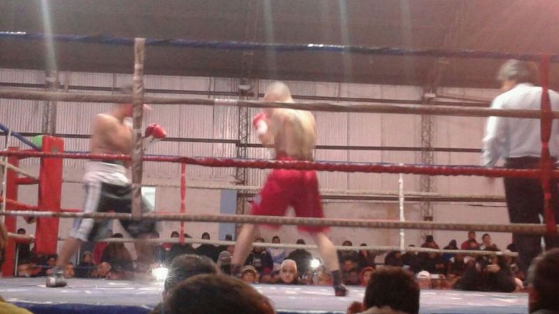 Lucas Báez ganó por abandono