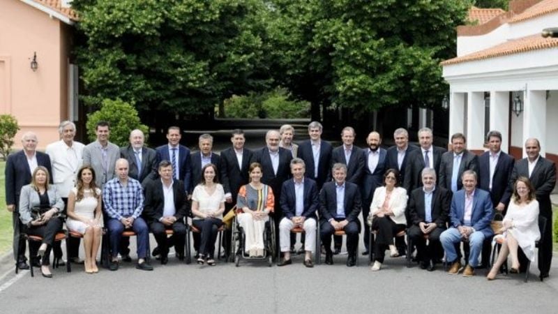 Gobernadores respaldaron medidas que Macri enviará al Congreso