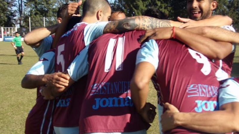 Unión Aconquija ganó y clasificó a la final del Federal "A"