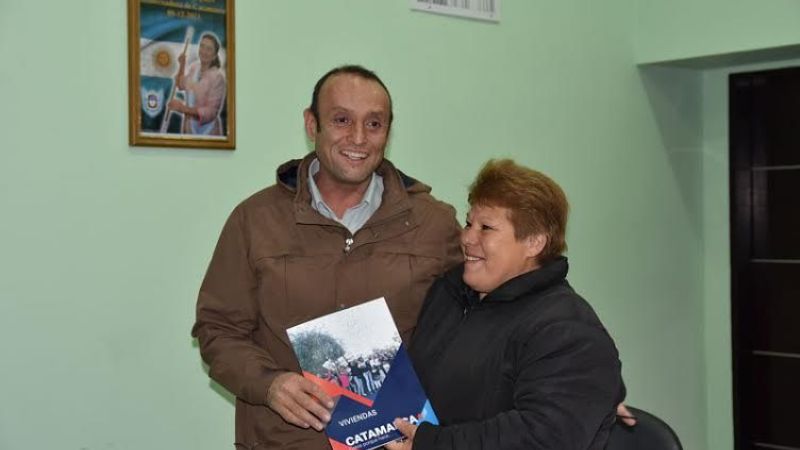 Otra familia beneficiada por las viviendas Sol Hábitat