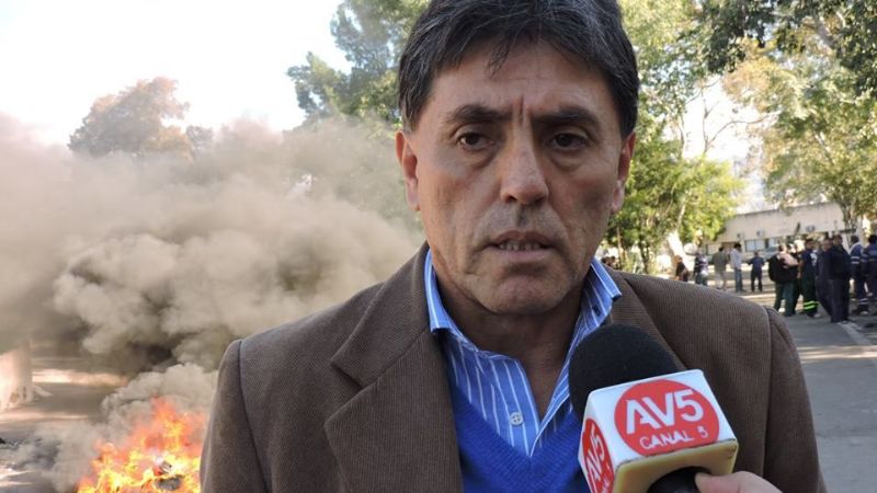 Viales, sin acuerdo y con medidas