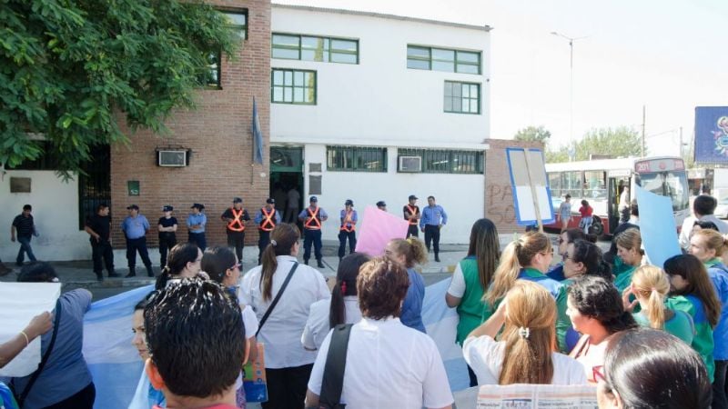 Buscan aplicar descuentos a docentes chacareros