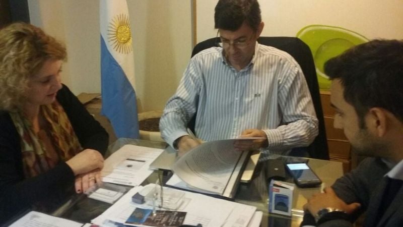 CAPRESCA y Servicios Públicos firman un acuerdo para la aplicación de la SUBE