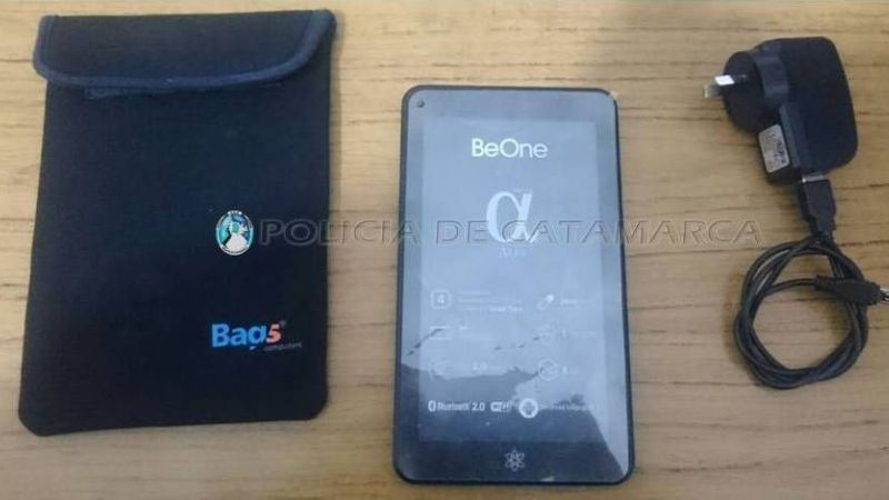 Arrestan a un hombre y secuestran una tablet