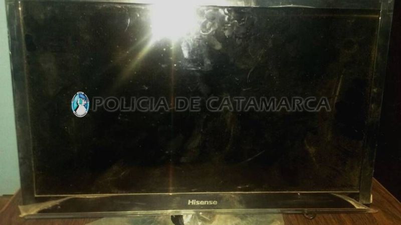 Aprehenden dos jóvenes y recuperan elementos robados en Recreo