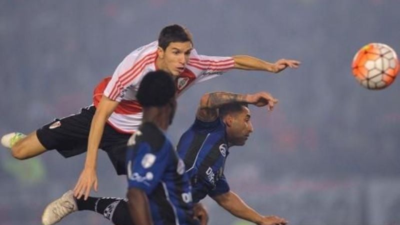 Azcona, el arquero ecuatoriano, que eliminó a River de la Copa