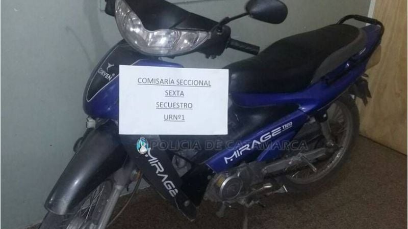 Recuperan una motocicleta sustraída