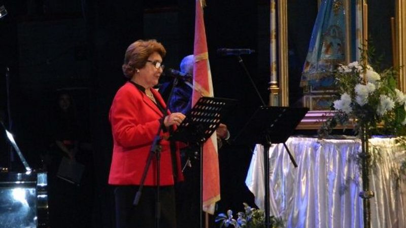 Disertaciones y gala lírica  en el Cine Teatro Catamarca