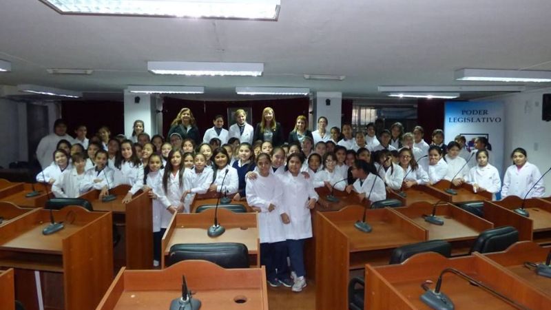 Alumnos en la Legislatura