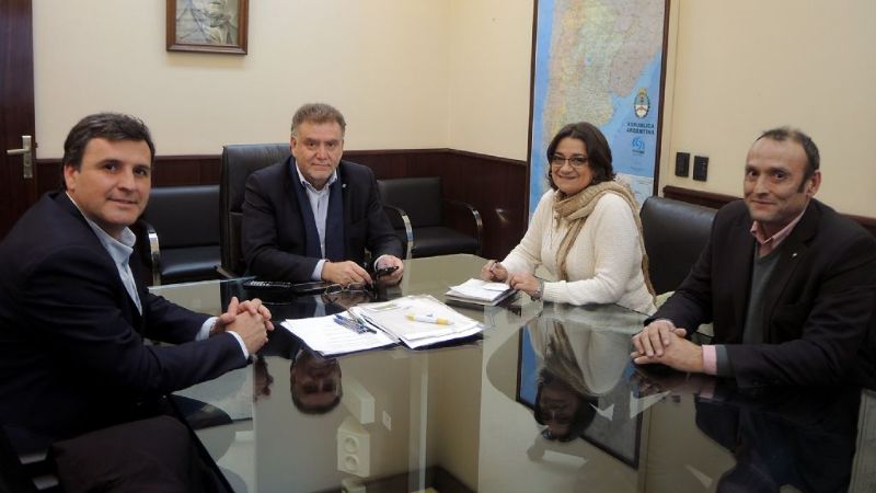 Avanzan las gestiones de Lucía para la construcción de más viviendas