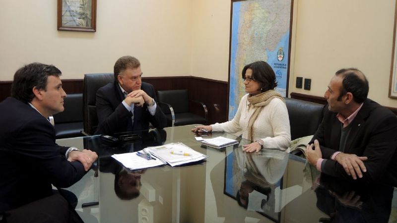 Avanzan las gestiones de Lucía para la construcción de más viviendas