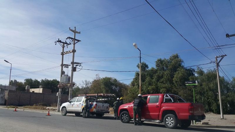 Desde la EC SAPEM repotencian transformadores en Santa María