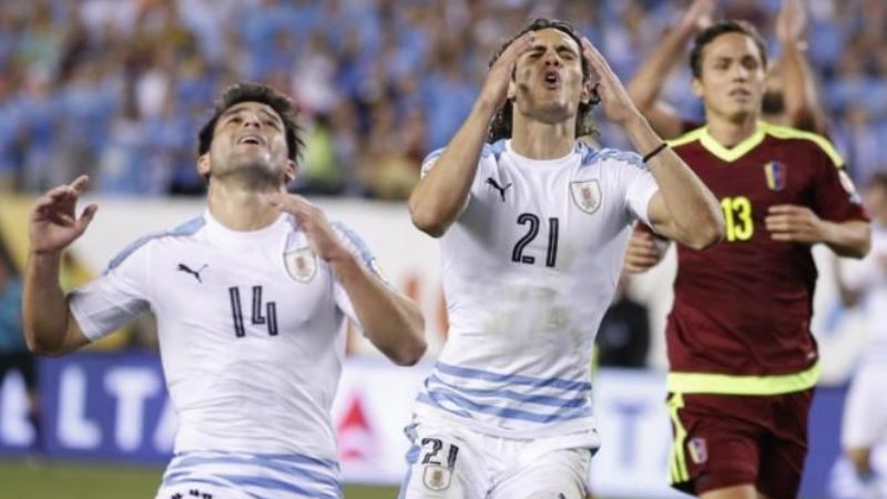 México venció a Jamaica, y Venezuela a Uruguay, que fue eliminado