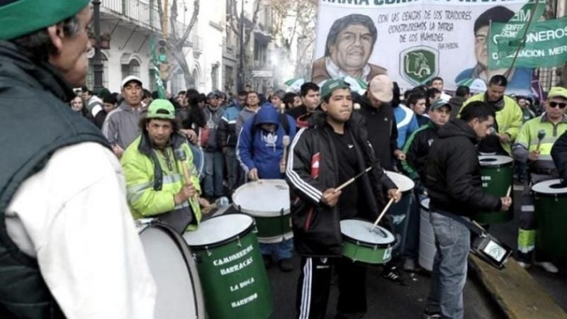 Dictaron conciliación obligatoria, pero el gremio de Camioneros mantiene el paro