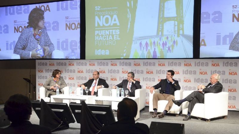 Disertación completa de la Gobernadora en Salta‏