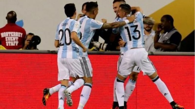 Con Messi es otra cosa: 5-0 a Panamá y clasificados a 4tos.