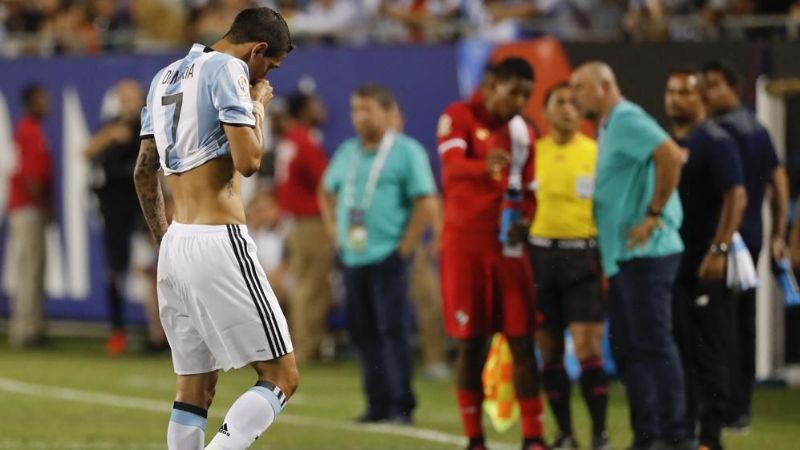 Di María se desgarró y podría perderse el resto de la Copa