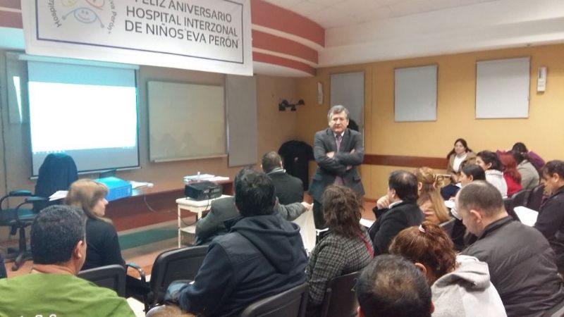 Renovación de becas Programa Médicos Comunitarios