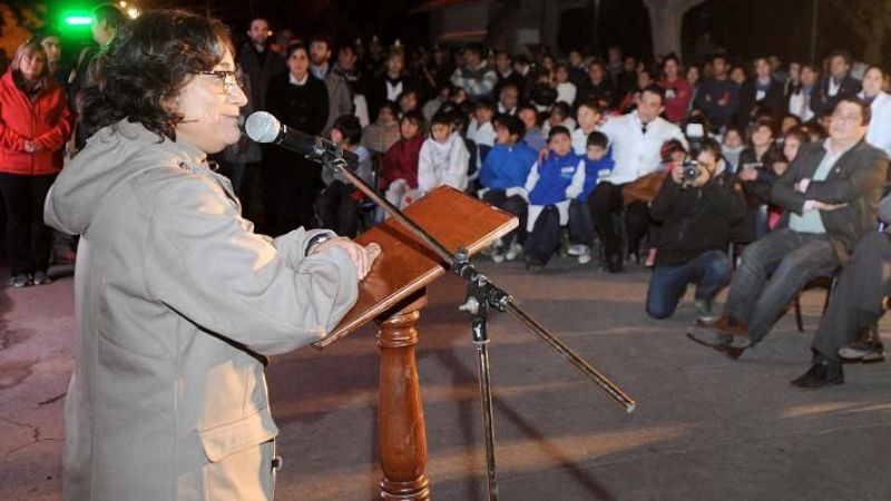 La Gobernadora inauguró el complejo deportivo del Hogar Escuela
