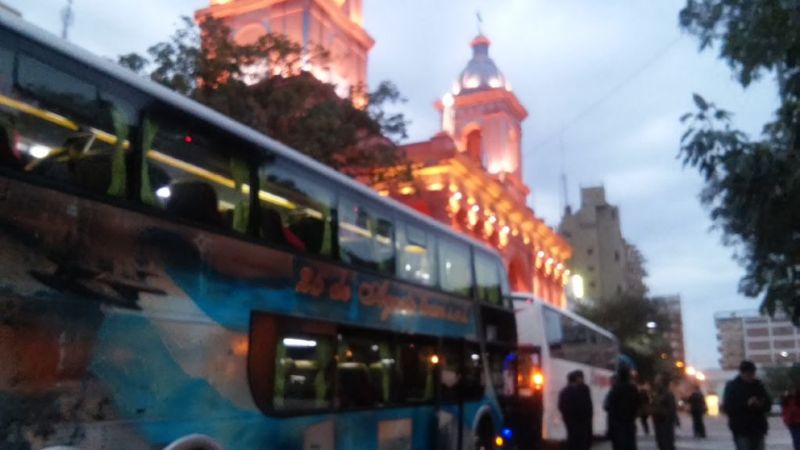 Más de 200 catamarqueños partieron a Tucumán para participar del Congreso Eucarístico