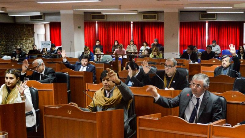 El Senado aprobó obras y mejoras para el interior provincial