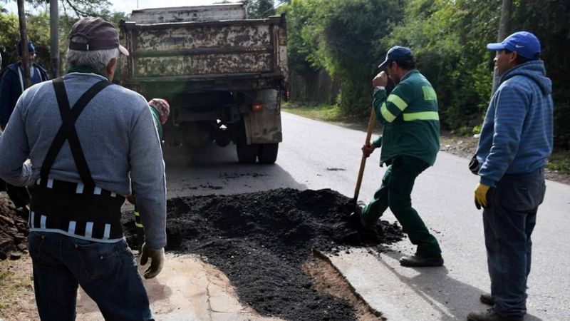 Trabajos de bacheo en FME