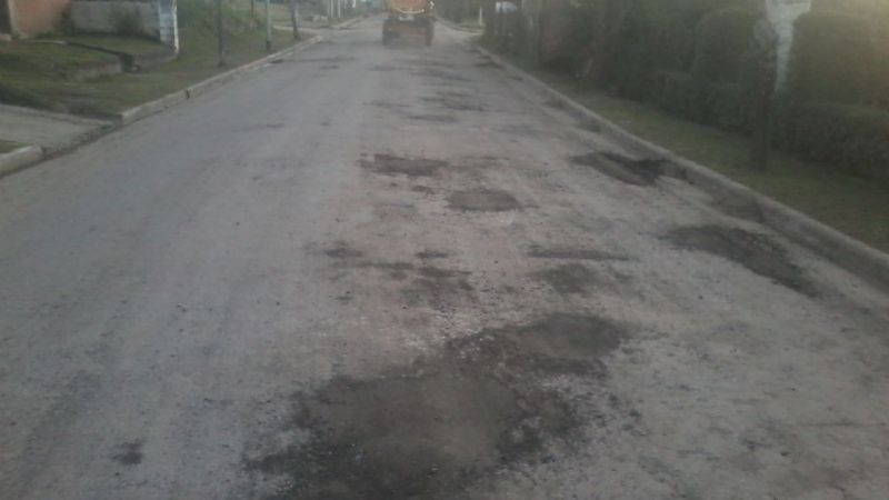 Repavimentación y bacheo en la ruta 42 y calles de El Alto