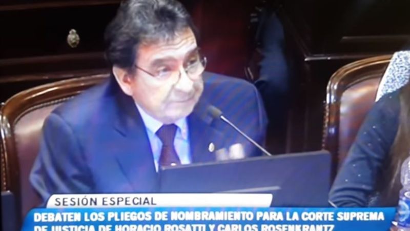 Castillo fue el hazmerreír en el Senado