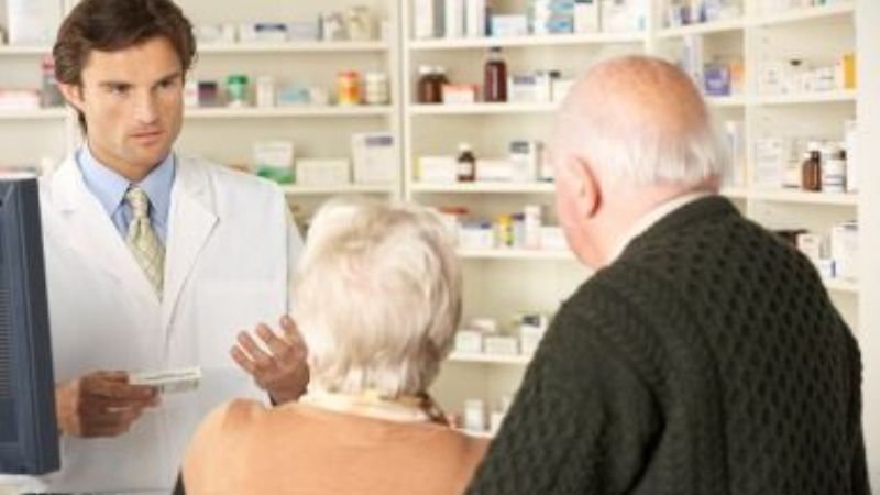 Las farmacias vuelven a prestar servicios a los afiliados de PAMI