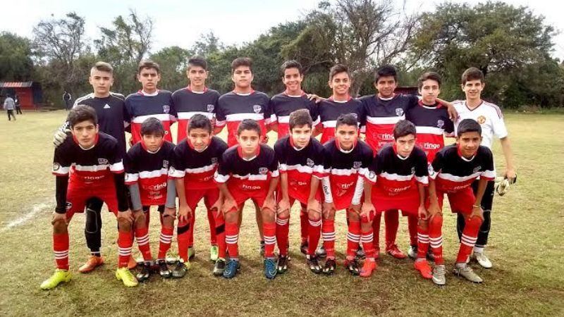 Intercambio deportivo de La Banda de River con Colegio Enrique Hood